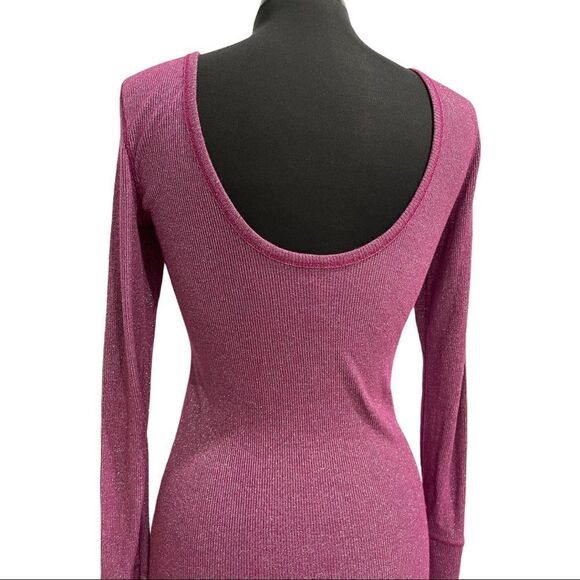 Victoria’s Secret Ribbed Purple Metallic Top Sz L - Picture 8 of 12